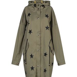History Repeats Star coat 